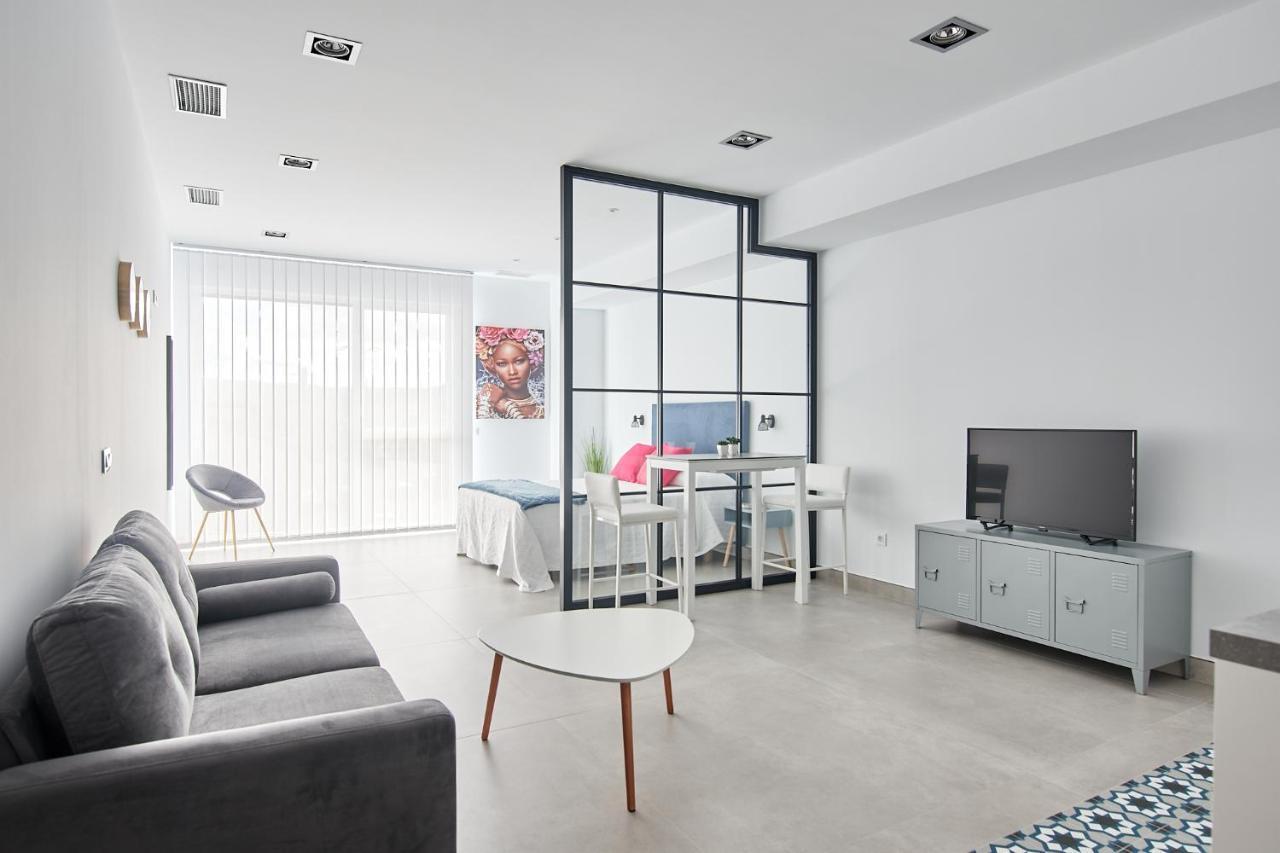 9 Nidos Centrica Suites - Nuevo Plasencia Luaran gambar
